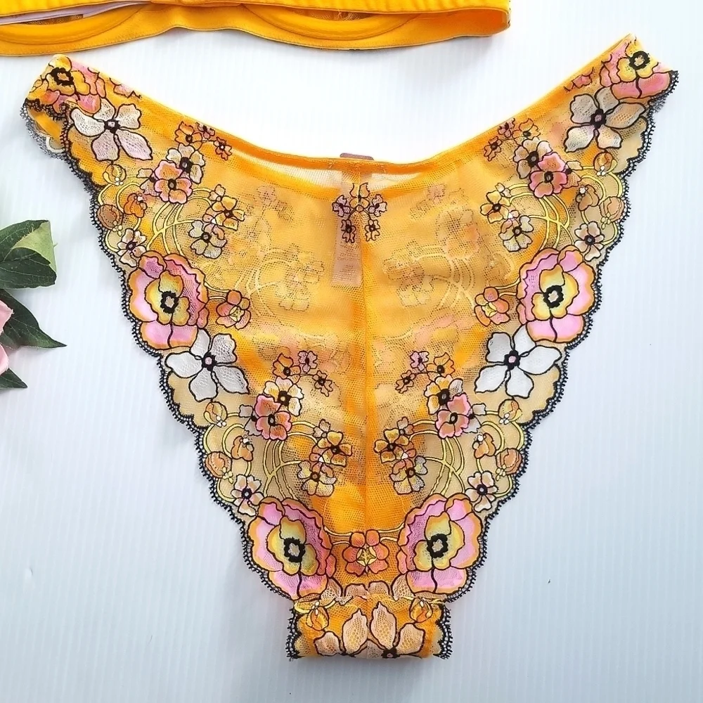 SAVAGE X FENTY Mod Poppy Bra & Panty Set 40D 1X Orange 🍊 Floral Lace